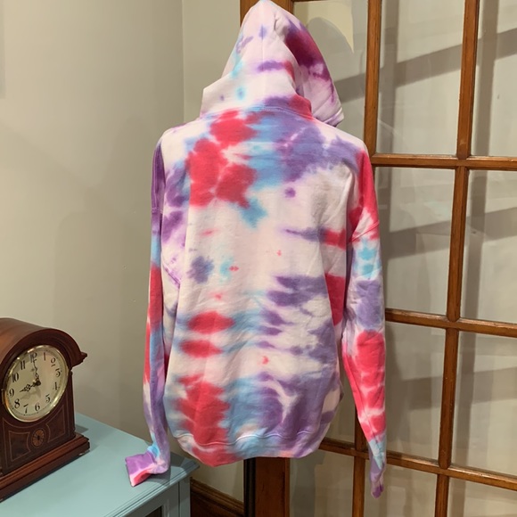 NWOT Captain’s Club, Tie Dye Stay Wavy Sweatshirt, Size L - Picture 2 of 7